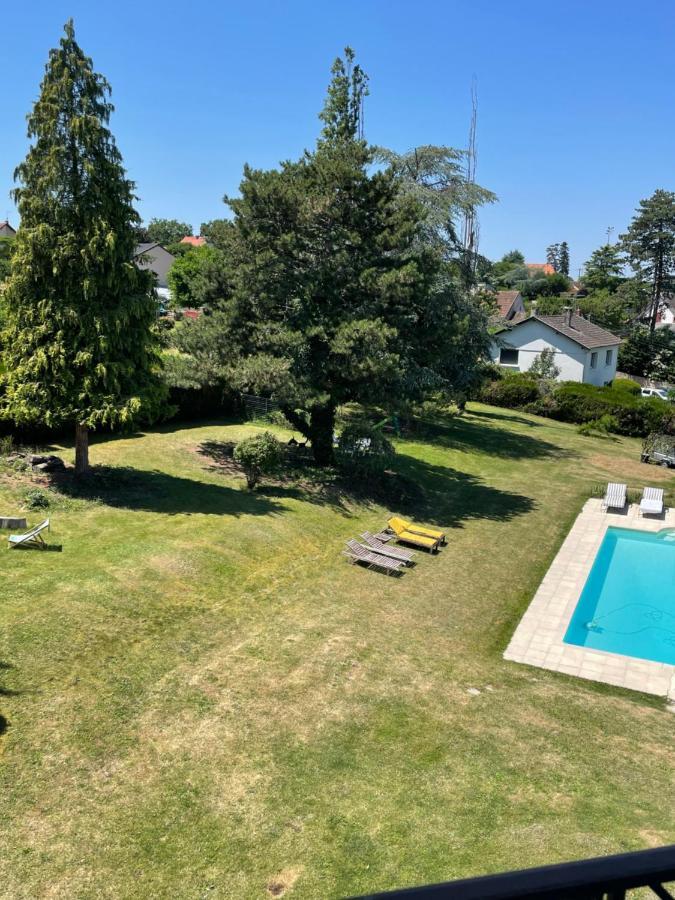 Holiday Home Villa Castel Marie Louise Neris-les-Bains Luaran gambar