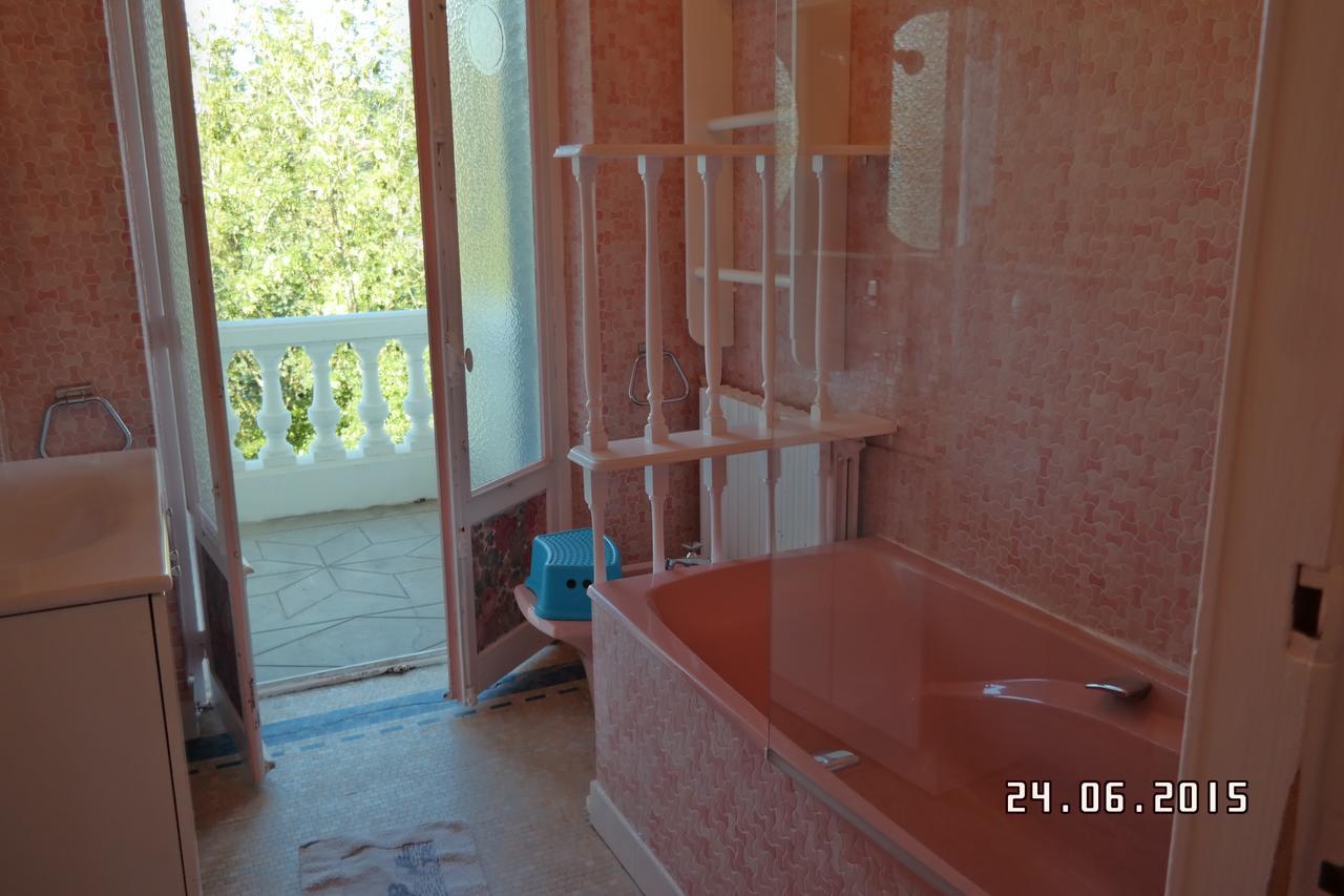 Holiday Home Villa Castel Marie Louise Neris-les-Bains Luaran gambar